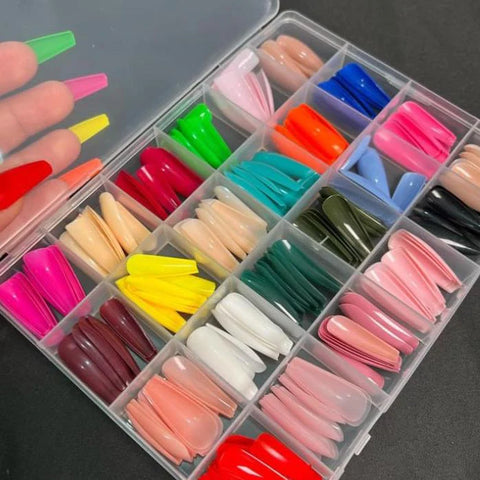 576 Pcs Multi-Color Nail Set MJ Toys