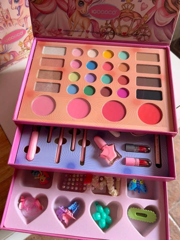 IGOODCO Makeup Kit With 50+ Accessories MJ Toys