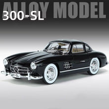 1:32 DieCast Mercedes Benz 300SL Gullwing Car with Opening Doors