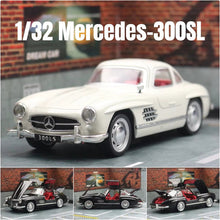 1:32 DieCast Mercedes Benz 300SL Gullwing Car with Opening Doors